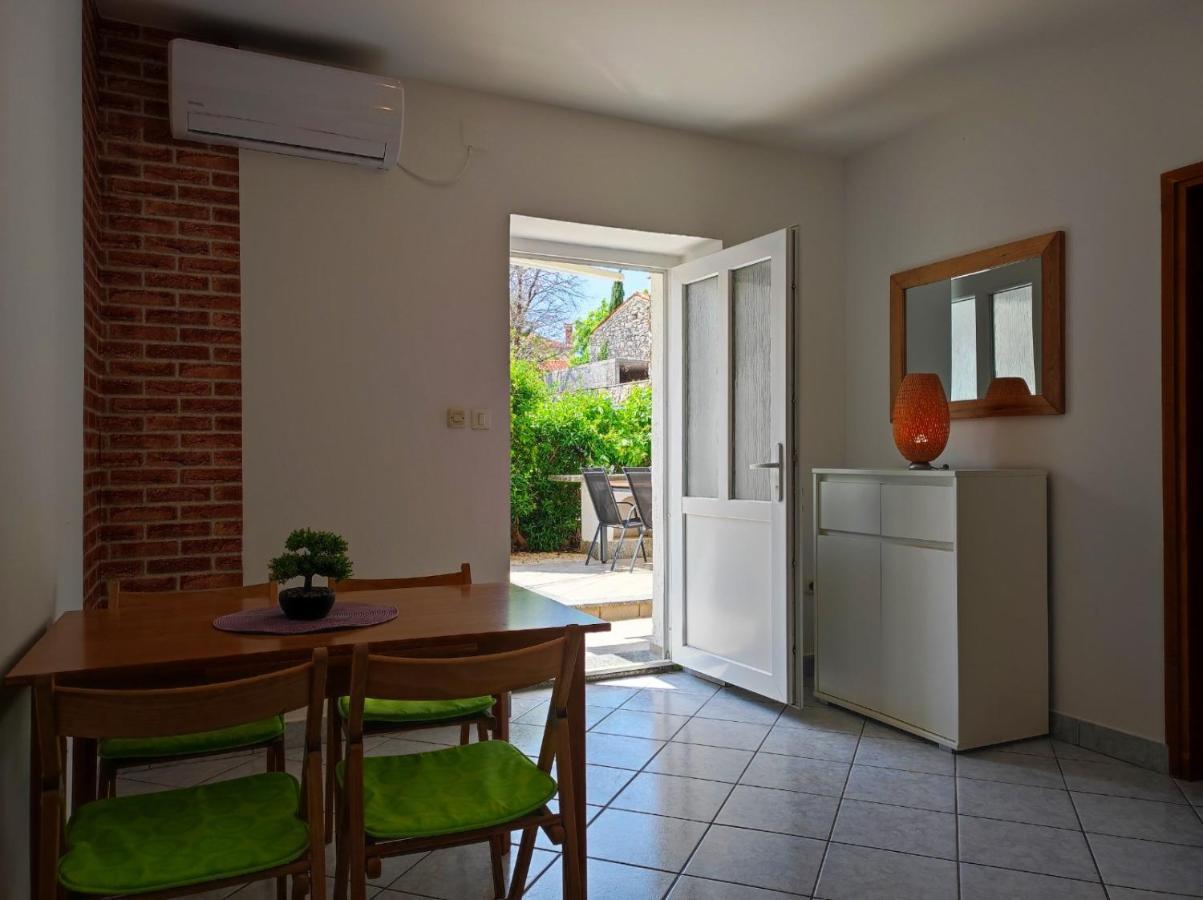 Apartment Rose Кърк Екстериор снимка